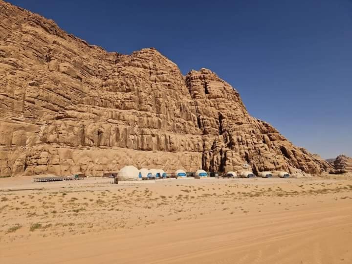 Sami Al Muzna Rum Camp Wadi Rum Exterior photo